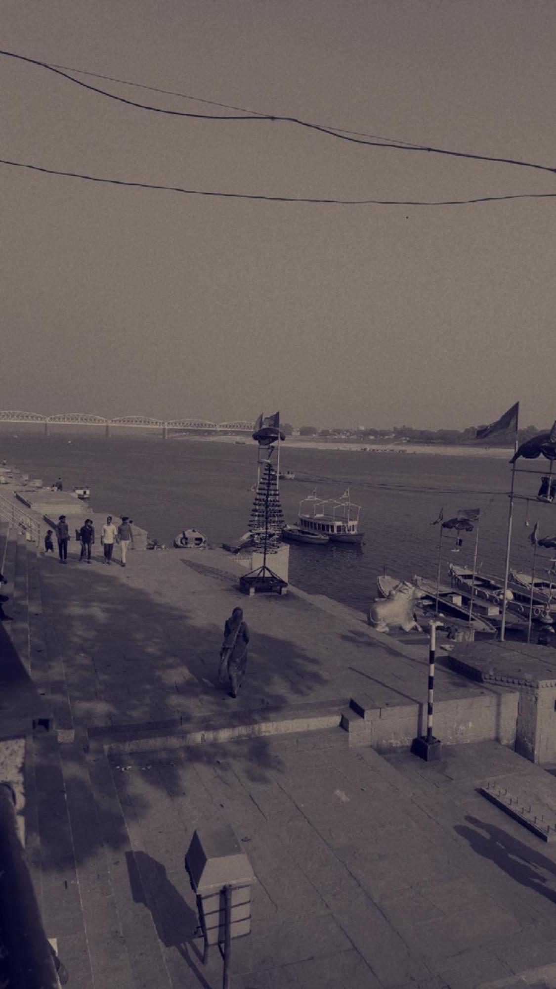 Tandon Lodge On The Ganga Ghat Homestay Варанаси Экстерьер фото